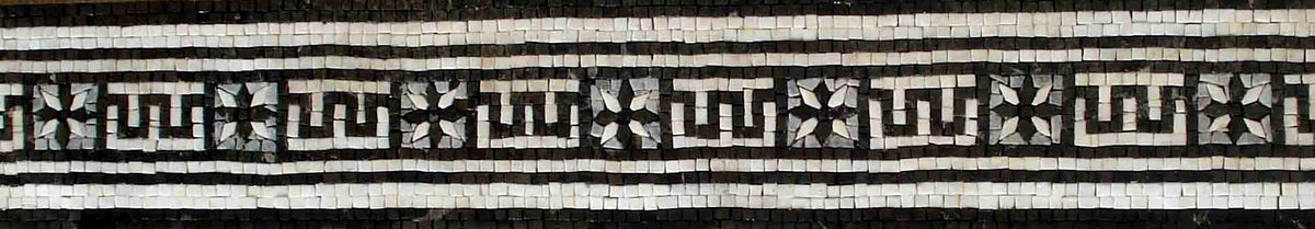 Floral Mosaic Border: Black & White Marble Tile (40x6")