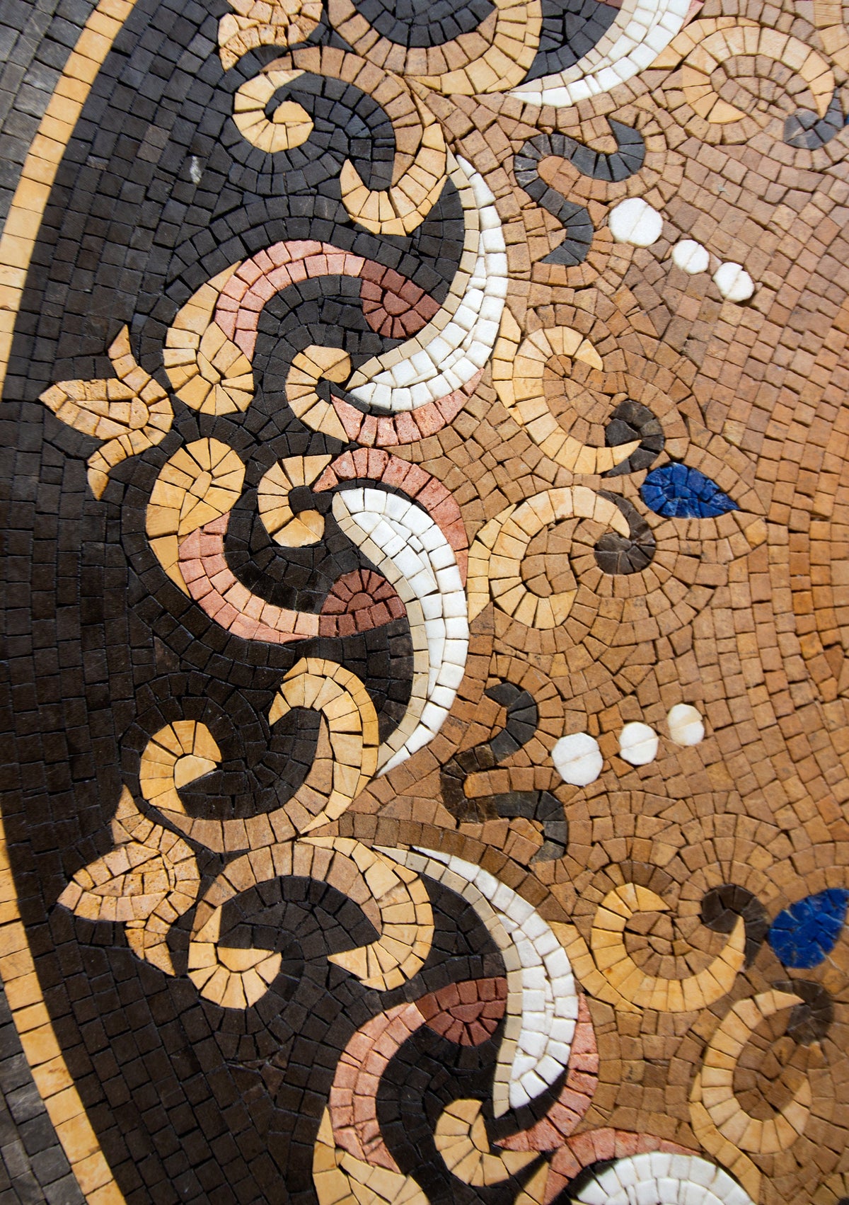 Elevate Your Space with a Handmade Fleur-de-lis Round Mosaic Medallion Art Tile - Customization available