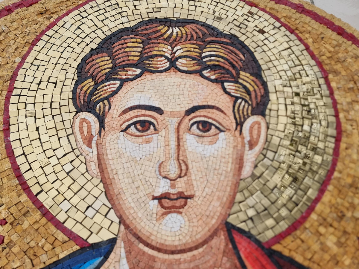 Ancient Man Face Round Mosaic Wall Art – Handmade Marble Tile Portrait, Customizable Historical Decor,