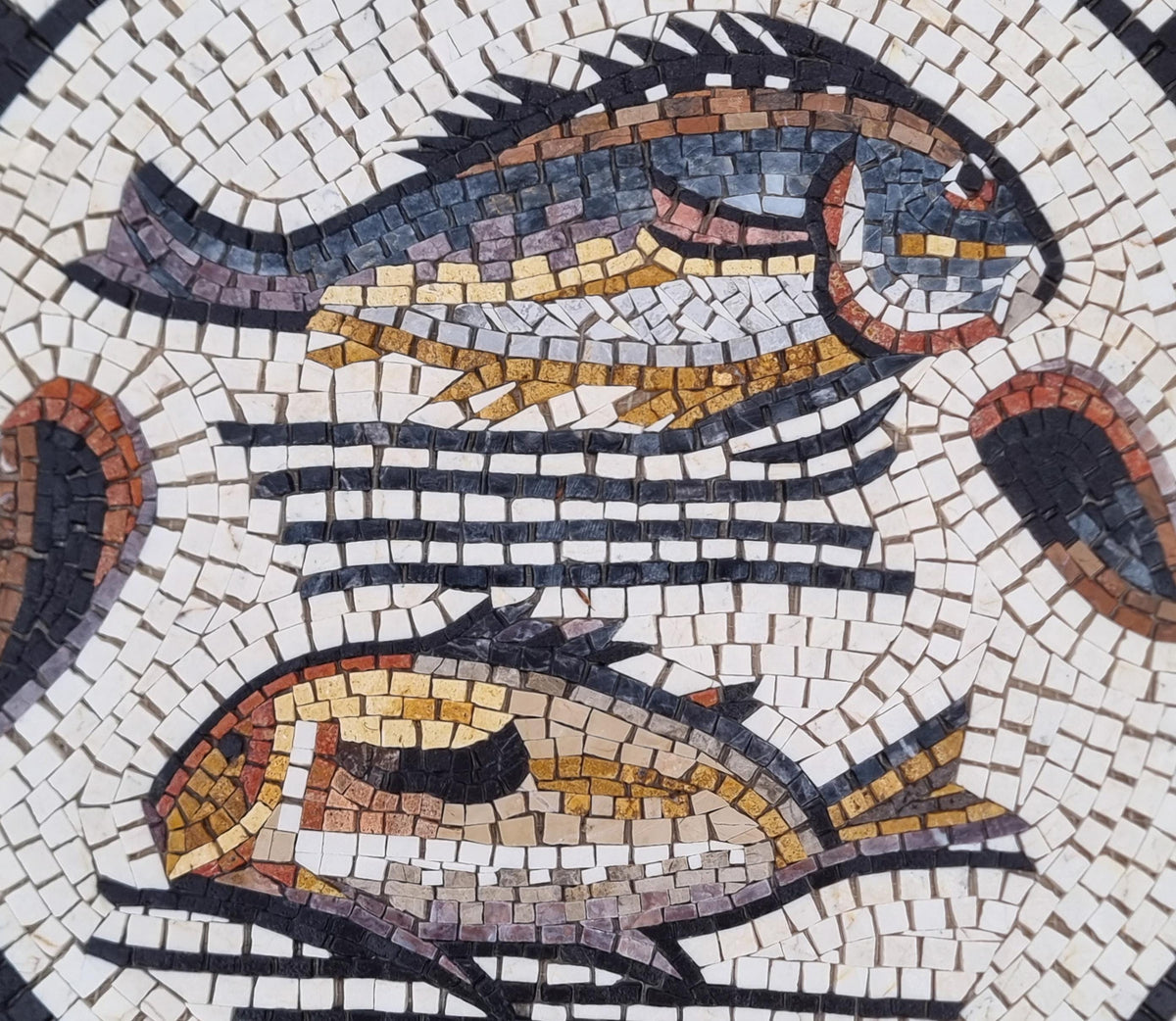 Handmade Marble Mosaic Medallion: Sea Life Fish Art (20 inch)