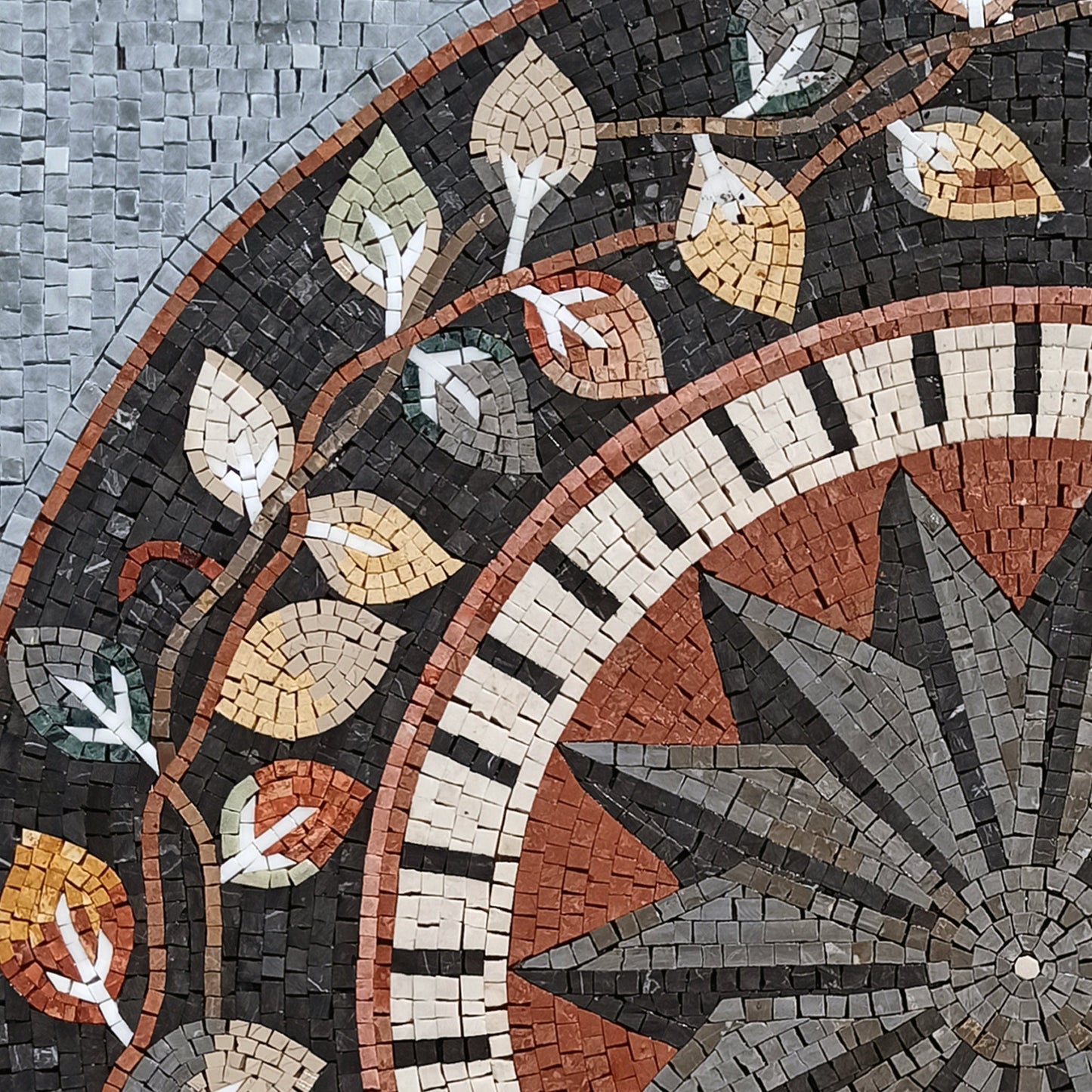 Handmade Marble Mosaic Tile: Leaf Pattern Medallion (40x40)