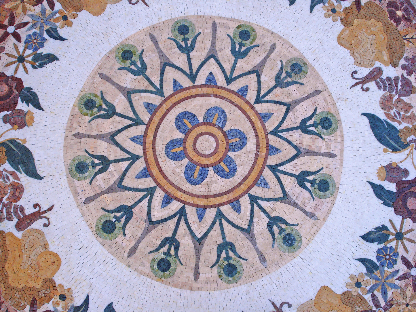 MD031 Flowers Medallion Pattern Handmade Marble Mosaic Tile