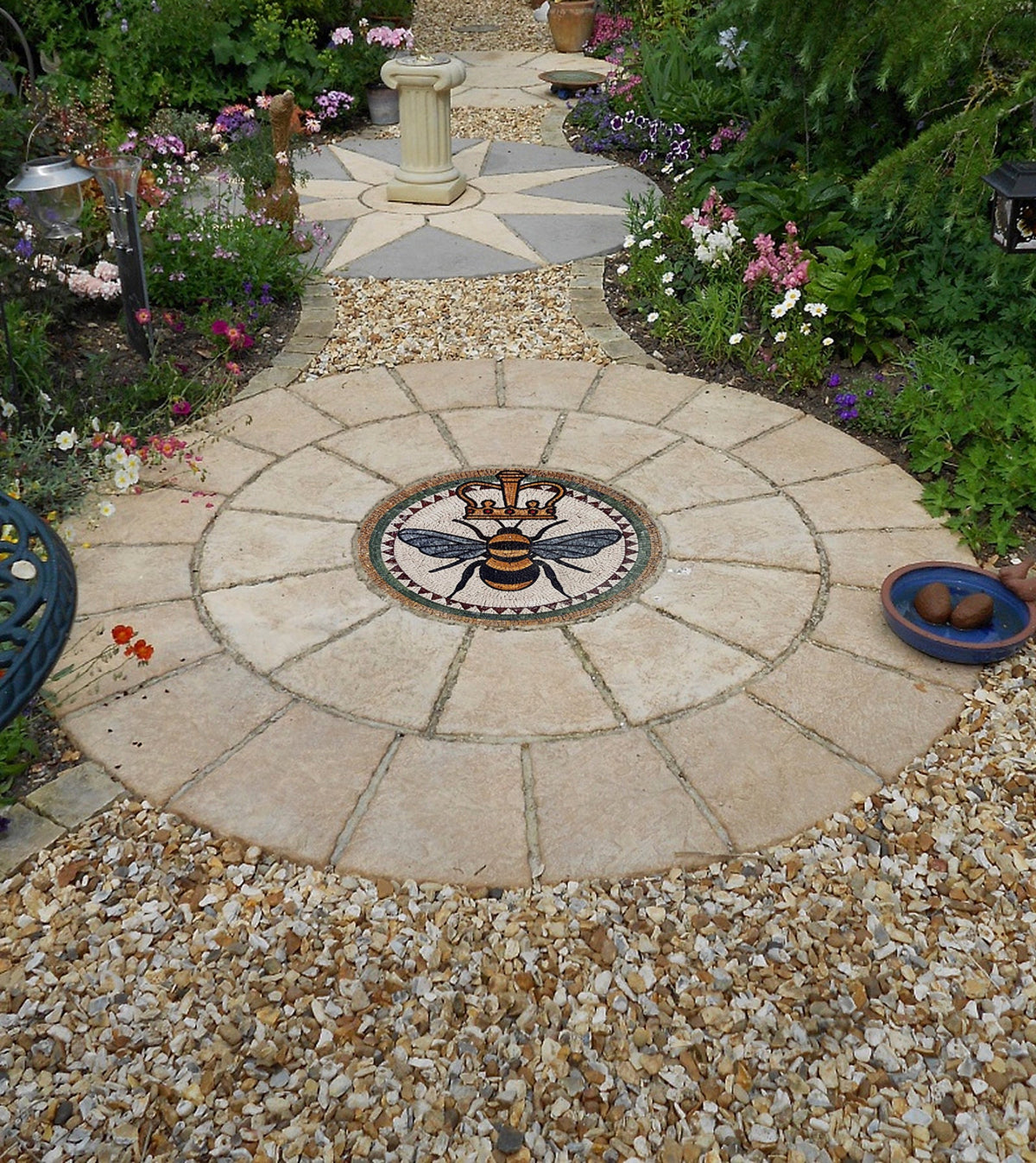 Regal Elegance  -32" Handmade Queen Bee Marble Mosaic Medallion Art Tile - Customization available
