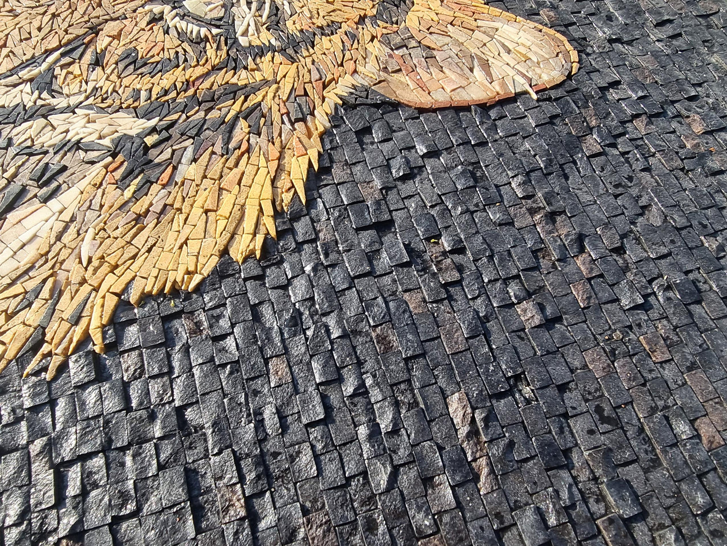 Handmade Lion Mosaic Mural: Jungle Animal Stone Art (40” x 28”)