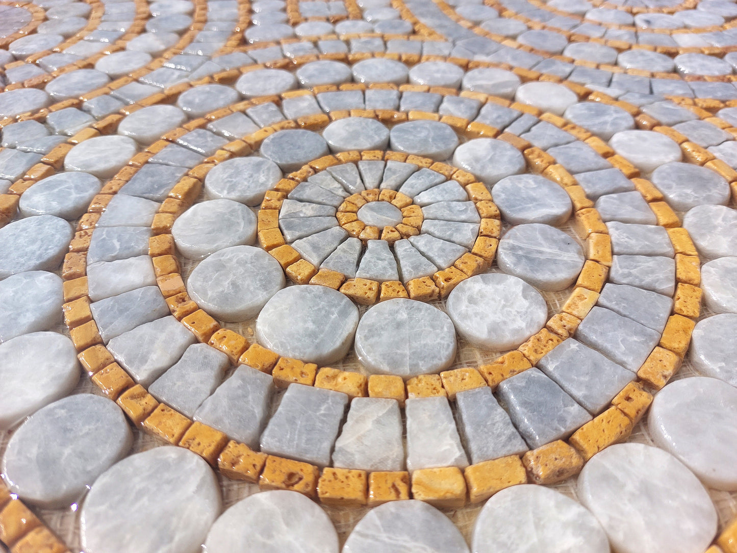 Handmade Circle Pattern Marble Mosaic Tile: Indoor/Outdoor