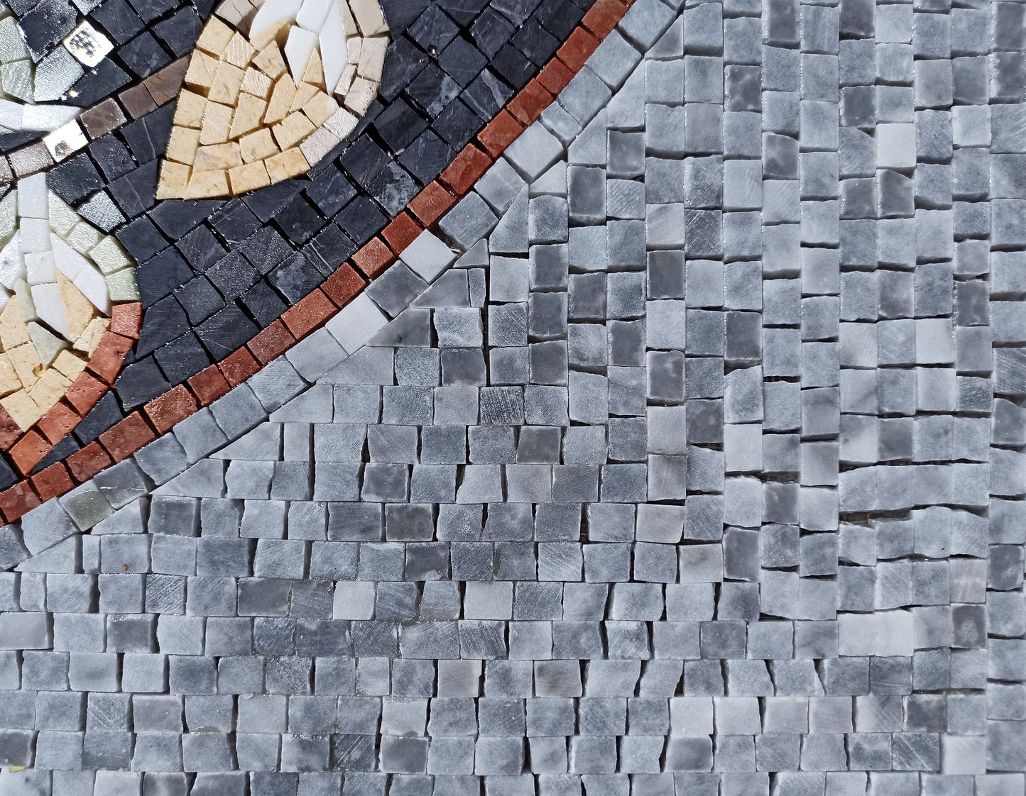 Handmade Marble Mosaic Tile: Leaf Pattern Medallion (40x40)